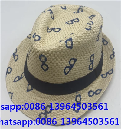 Olki Fedora-hattu painokuviolla