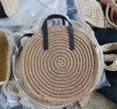 Pyöreä pieni ruskea tytön Crossbody laukku