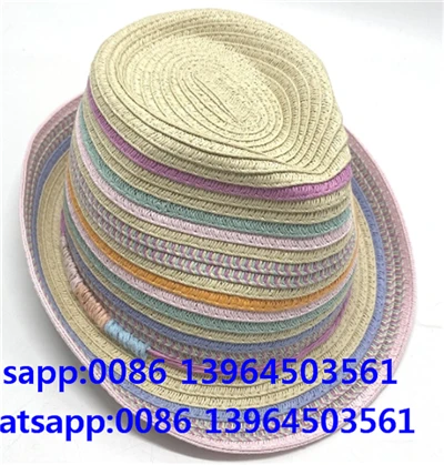 Monivärinen Fedora olkihattu naisille